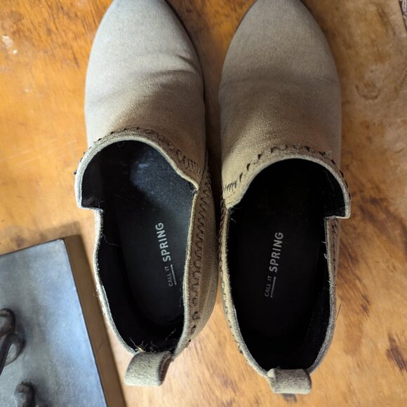 Call It Spring Size 7.5 Ankle Boots - Picture 2 of 6